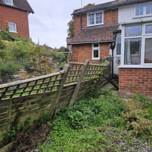 Old broken fencing looks unattractive and leaves the property unsecure. This old fence was beyond reasonable repair